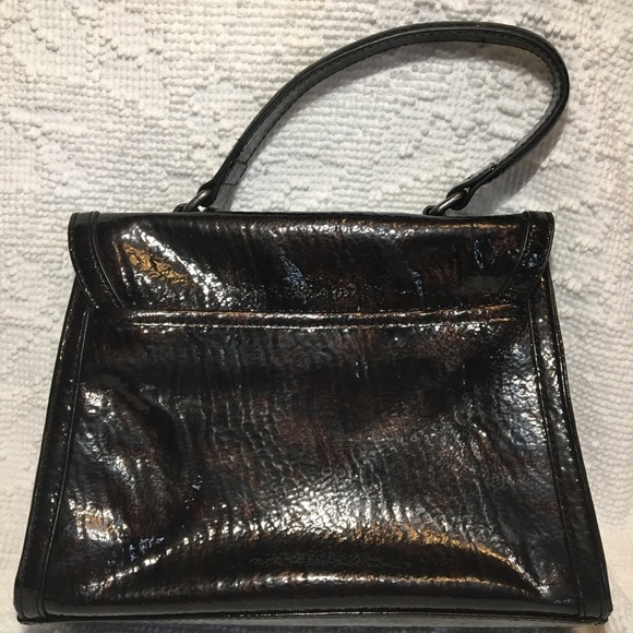 Simply Vera Vera Wang Top Handle Satchel Handbag - Picture 5 of 14